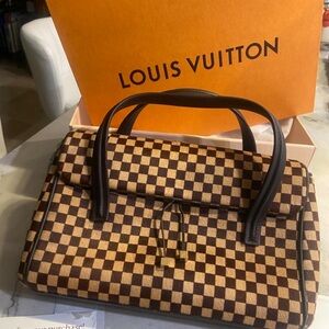 Louis Vuitton Brown Checkered Bag matching heels size 7 in this closet.